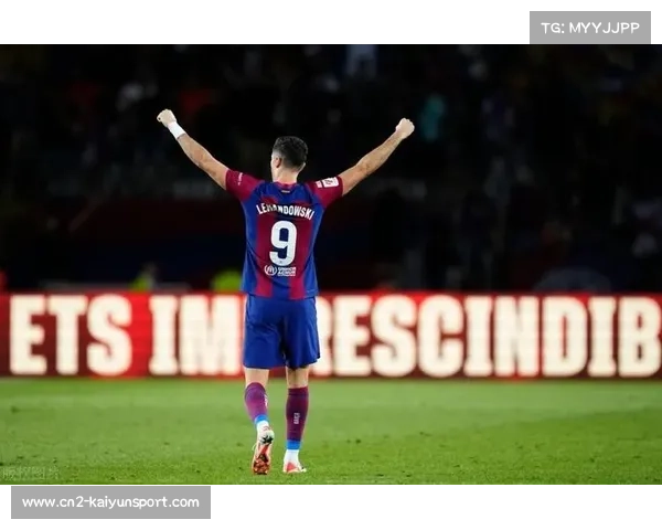 37岁莱万续约谈判陷僵局，巴萨锋线更新计划提上日程